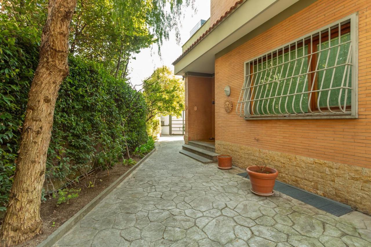 דירות רומא St Peter'S Spacious 4 Bdr With Private Parking מראה חיצוני תמונה